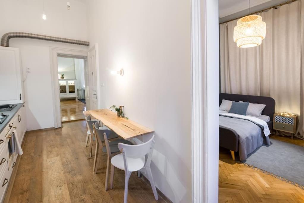 No.8: Lovely & Cosy 3-Room Heart Of The City Timisoara Luaran gambar